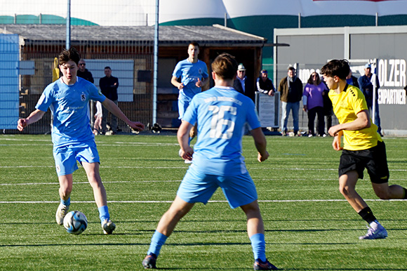 Ben Wohlketzetter (li.) erzielte vor der Pause das 1:1. Foto: Joachim Mentel